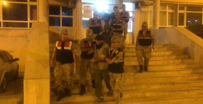 Sınırda yakalanan 3 DEAŞ'lı tutuklandı
