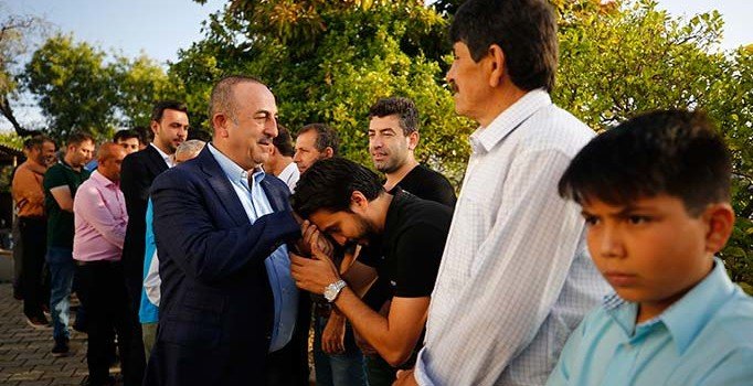 Dışişleri Bakanı Çavuşoğlu'ndan bayram mesajı