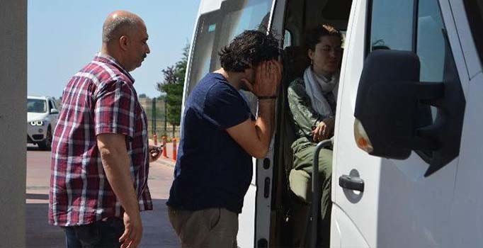 Midilli’ye kaçarken yakalanan 9 FETÖ şüphelisi tutuklandı