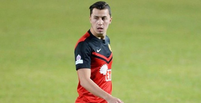 Beşiktaş Emre Güral'a ön protokol imzalattı