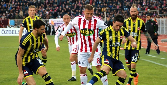 Fenerbahçe-Sivasspor maçı 11'leri belli oldu