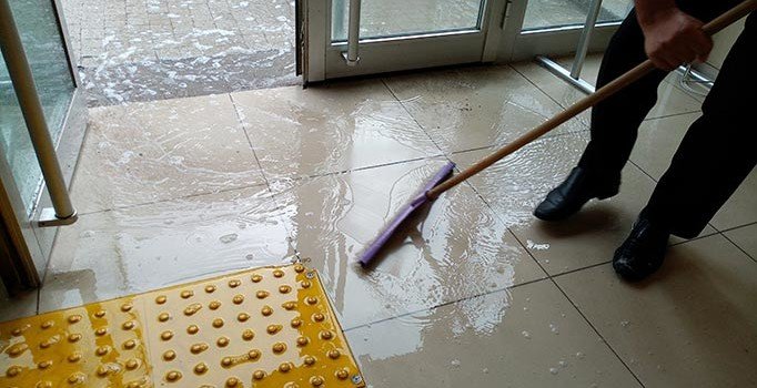 Kuvvetli sağanak Tekirdağ’da etkili oldu