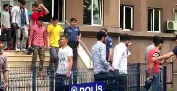 Zeytinburnu'nda 42 kaçak göçmen yakalandı