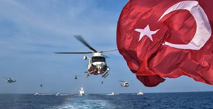 Doğu Akdeniz'de gövde gösterisi