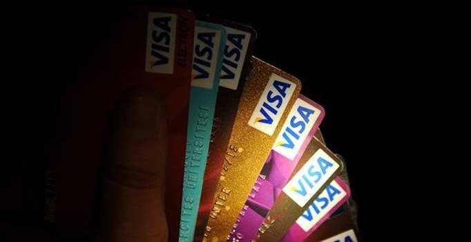 Kredi kartı faiz oranları düştü, yeni faiz oranları 1 Ekim’de yürürlükte