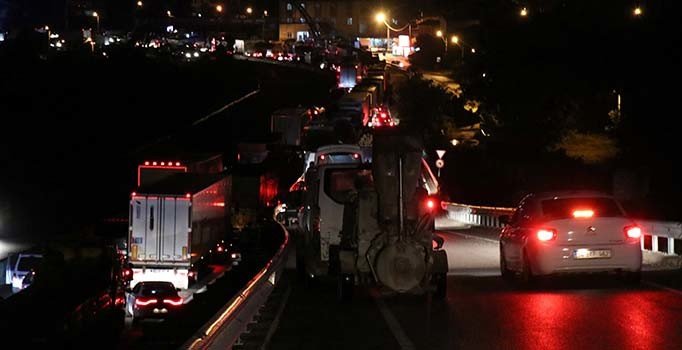 D-650 karayolu 3 saattir ulaşıma kapalı