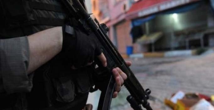 Diyarbakır’da terör örgütü PKK’ya eleman temin eden terörist yakalandı