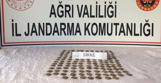 Ağrı'da Roma dönemine ait 150 adet sikke yakalandı