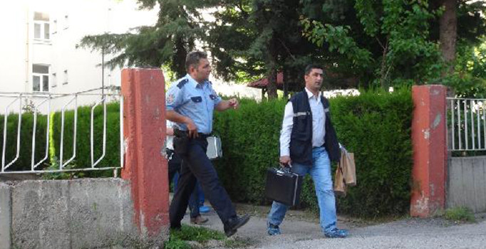 Çorum'da 41 yaşındaki polis memuru göğsüne ateş ederek intihar etti