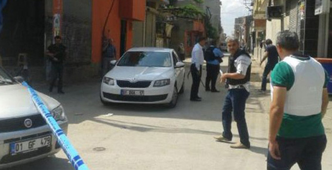 Adana'da silahlı saldırıya uğrayan sivil polis Yılmaz Bozkurt şehit düştü- Son dakika Adana haberler