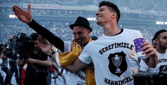 Fiorentina Başkanı: Mario Gomez'le ilgili polemik başlatmak istemiyorum