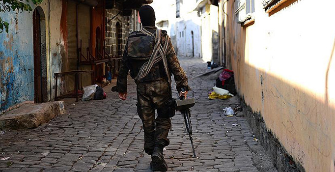 İtirafçı komiser yardımcısı: Sur, Nusaybin ve Cizre operasyonunda kara propaganda yapılıyordu