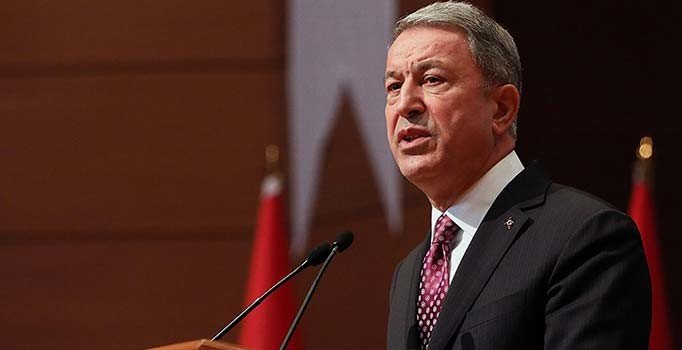 Bakan Akar'dan çatı davası yorumu