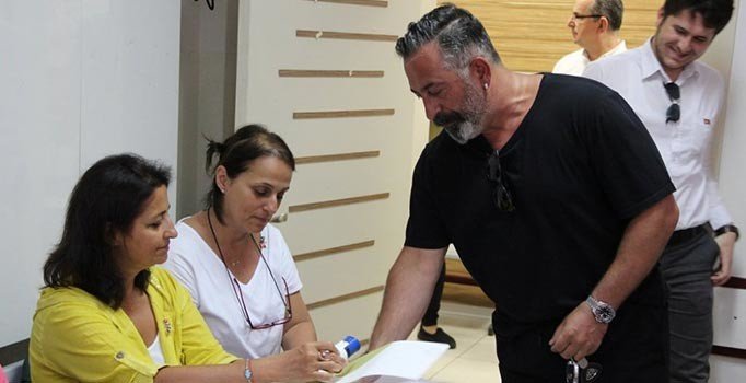 Cem Yılmaz oyunu Beşiktaş'ta kullandı