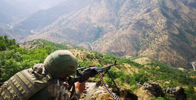 Pençe'de 57 terörist etkisiz hale getirildi