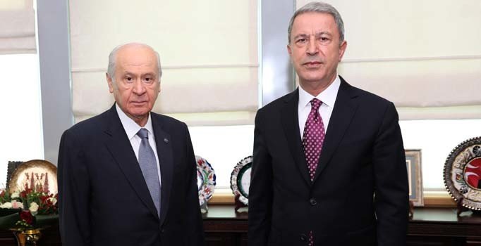 Bakan Akar, MHP lideri Bahçeli'ye ziyaret