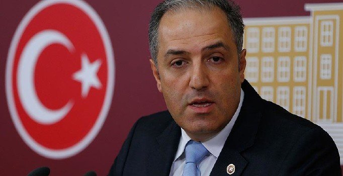 Mustafa Yeneroğlu'ndan Osman Kavala tepkisi: İddianameyi okudum, maddi kanıt bulamadım