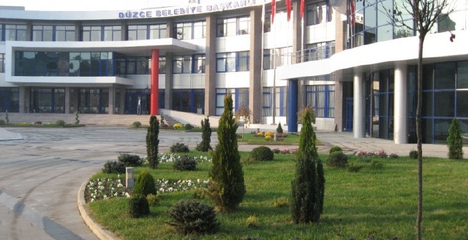 Düzce Belediyesi tahsilatlarda beklenen verim alınamıyor