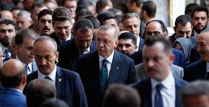Erdoğan: Kabine revizyonu siparişle olmaz