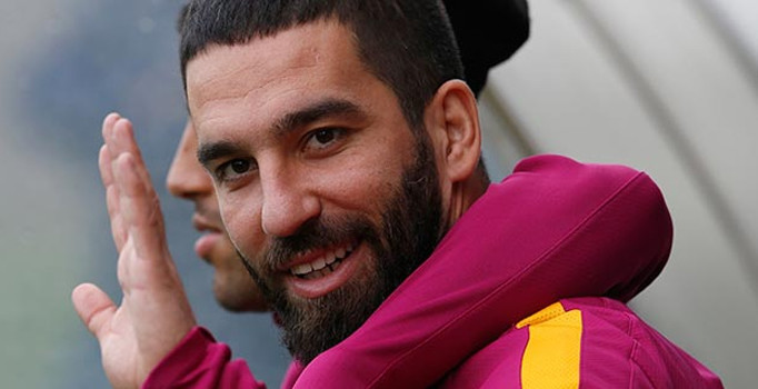 Barcelona Arda Turan için teklifleri değerlendirecek