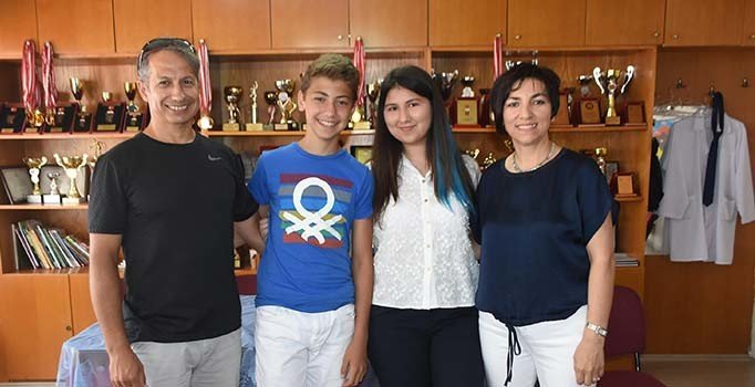 Aynı okuldan iki LGS şampiyonu çıktı