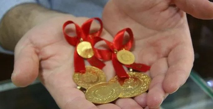 Gram altın 274 lira seviyelerinde seyrediyor