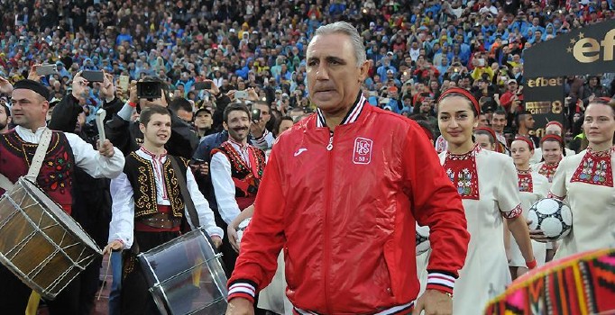 Hristo Stoichkov’dan 50. yaşına özel jübile