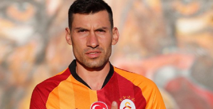 Şener Özbayraklı Galatasaray’da Şener Özbayraklı Kimdir, Hangi Mevkide ...