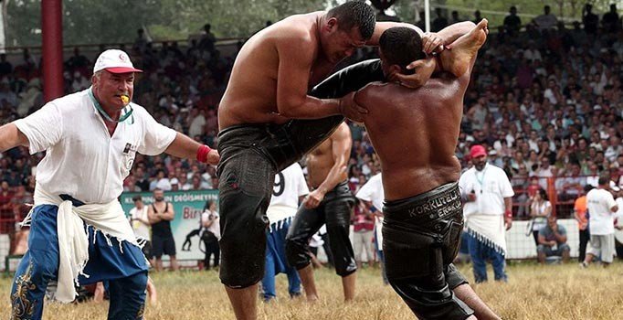 658. Tarihi Kırkpınar Yağlı Güreşleri bugün başladı