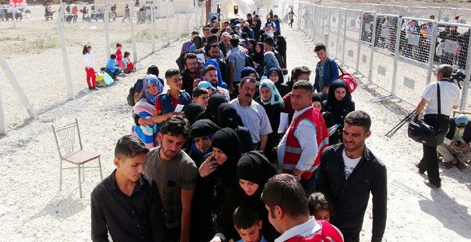 İHH'dan Suriyelilere destek: Onlara ensarlığımızı göstereceğiz