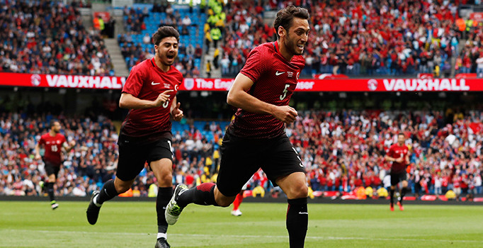 Tarihi golün sahibi Hakan Çalhanoğlu konuştu