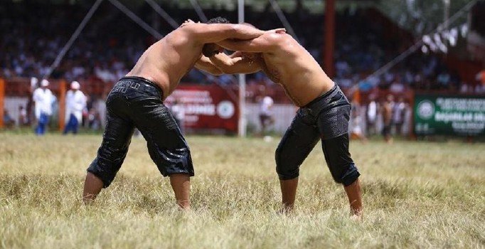 Kırkpınar Yağlı Güreşleri: Ali Gürbüz, Orhan Okulu, Hamza Köseoğlu ve Mehmet Yeşil Yeşil kimdir?