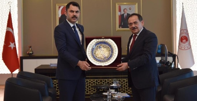 Başkan Demir, Çevre Bakanı ile ‘kentsel dönüşüm’ü görüştü