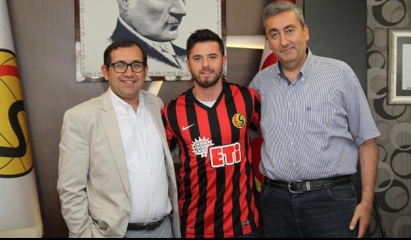 Eskişehirsporlu Engin Bekdemir sözleşmesini tek taraflı feshetti