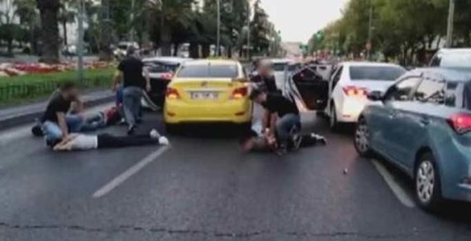 Taksili hırsızlık çetesi çökertildi