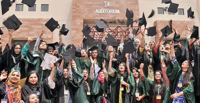 Türkiye'de kadın üniversiteleri kurulacak