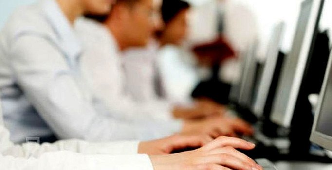 15 Temmuz 2019 Pazartesi banka, postane-kargo, noter ve eczaneler açık mı?