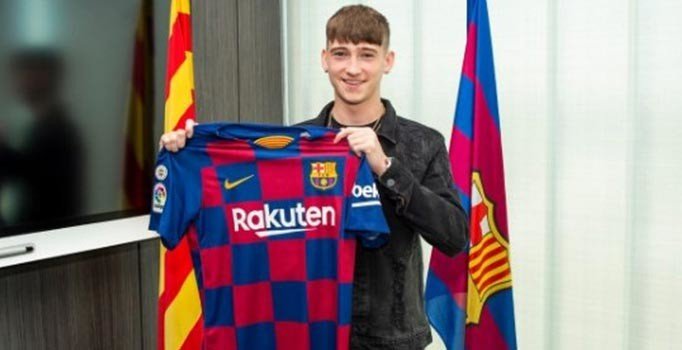 Barcelona Louie Barry'yi transfer etti