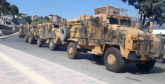 TSK'dan Suriye sınırına askeri sevkiyat