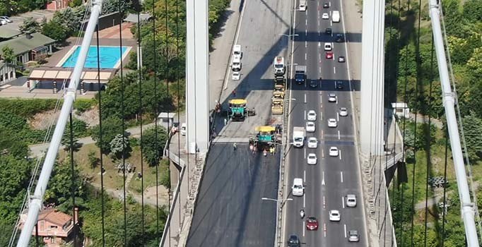 16 gün sonra FSM'ye ilk kat asfalt döküldü