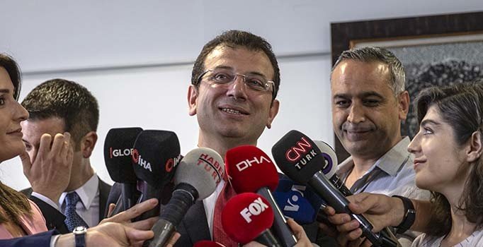 İmamoğlu'ndan istifa tepkisi: 10 kişi hala işbaşında