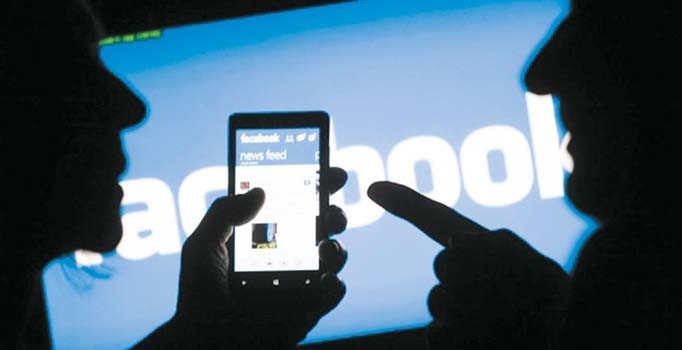 Facebook’un ‘casus kulağına’ en yüksek ceza