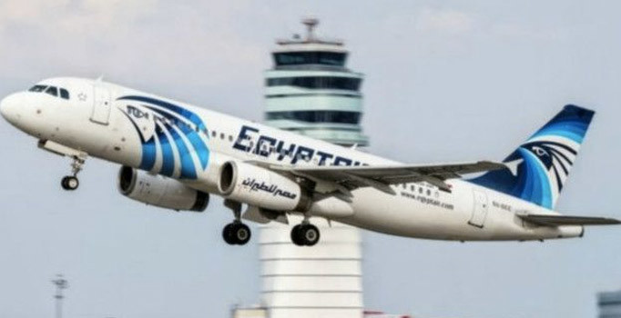 Düşen Mısır uçağının pilotunun acil iniş yapmak istediği iddia edildi