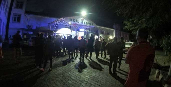 Düğünde açılan ateşte seken kurşun gelini yaraladı