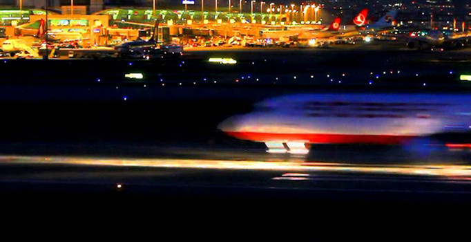 Atatürk Havalimanı'nda yoğun hava trafiği