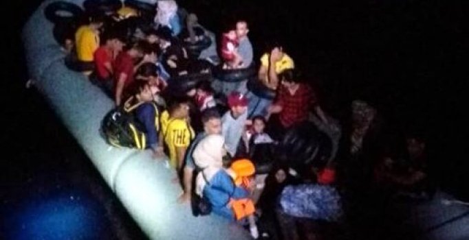 İzmir'de 29 kaçak göçmen yakalandı
