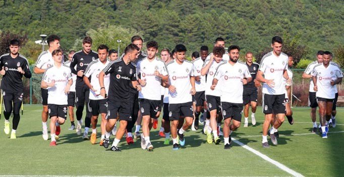 Beşiktaş kondisyon ve taktik çalıştı