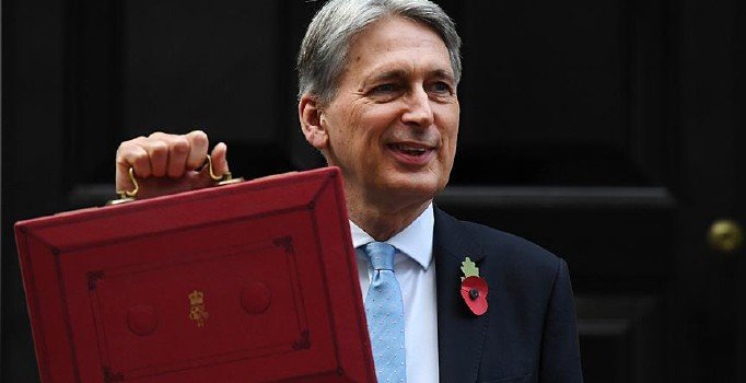 İngiltere Maliye Bakanı'ndan istifa resti: Johnson başbakan olursa giderim