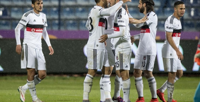 Bilic'ten Kartal'a veda busesi