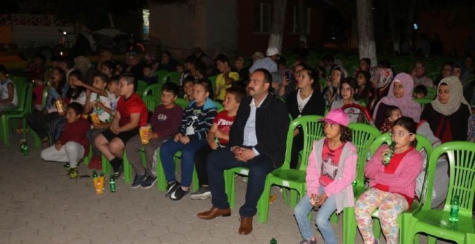 İnönü’de Yazlık Sinema Geceleri başladı